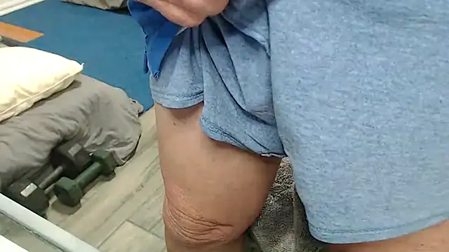 Snapshot of rockpoint69 chatting on November 2025 10:10:02 AM rockpoint69 online show from November 2025 10:10:02 AM