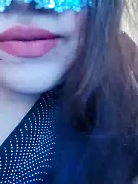 Srishtijain51 online show from October 2025 11:55:01 AM