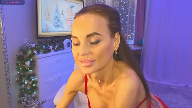 Snapshot of AlettaBlack chatting on December 2024 07:24:01 PM AlettaBlack online show from December 2024 07:24:01 PM