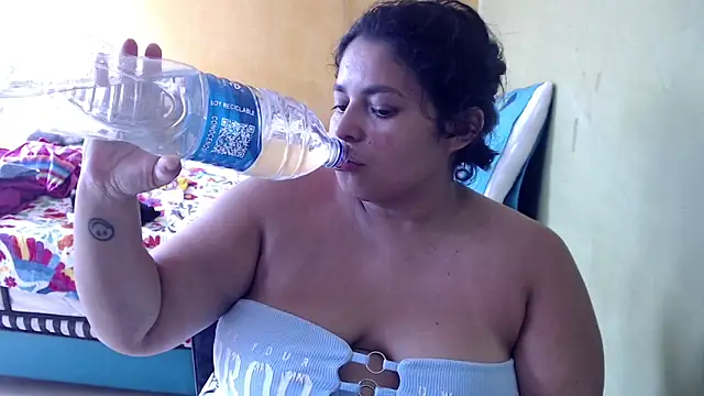 Snapshot of yulieth_bbw chatting on February 2026 06:50:01 PM yulieth bbw online show from February 2026 06:50:01 PM