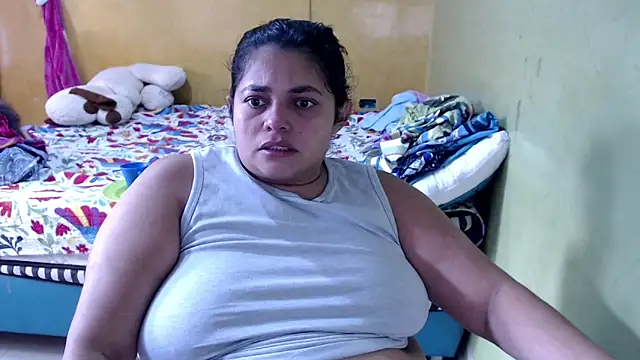 Snapshot of yulieth_bbw chatting on March 2026 12:00:02 PM yulieth bbw online show from March 2026 12:00:02 PM