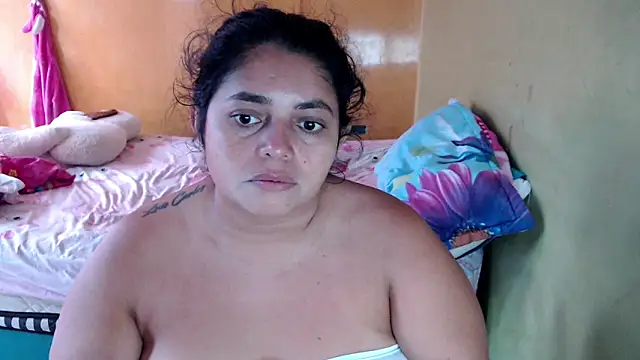 Snapshot of yulieth_bbw chatting on March 2026 11:47:01 AM yulieth bbw online show from March 2026 11:47:01 AM