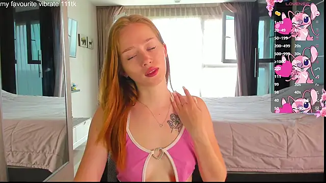 Hot Mia  online show from September 2025 04:27:01 AM