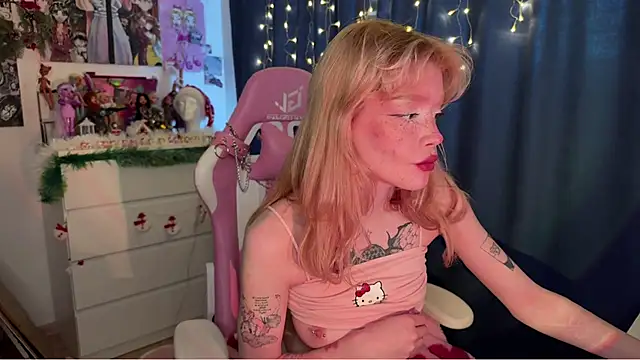 Snapshot of boobsybootie chatting on December 2024 11:11:02 AM boobsybootie online show from December 2024 11:11:02 AM