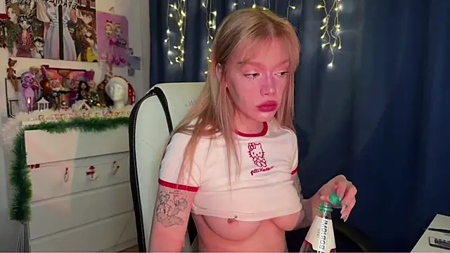 Snapshot of boobsybootie chatting on January 2025 05:33:02 PM boobsybootie online show from January 2025 05:33:02 PM