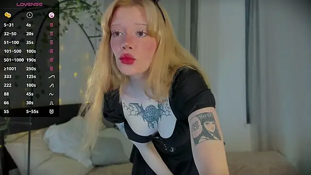 Snapshot of boobsybootie chatting on May 2026 09:09:02 PM boobsybootie online show from May 2026 09:09:02 PM