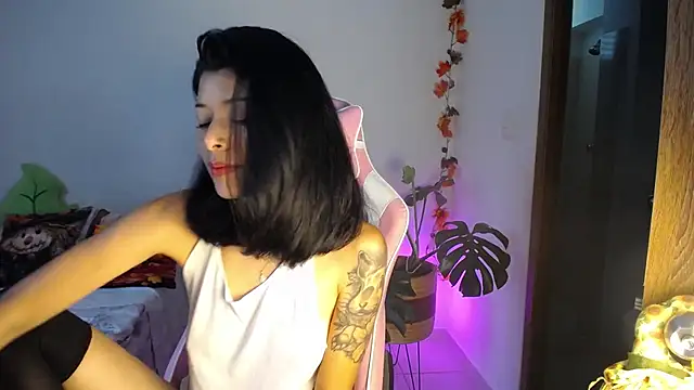 maggie kay online show from October 2025 07:11:02 PM