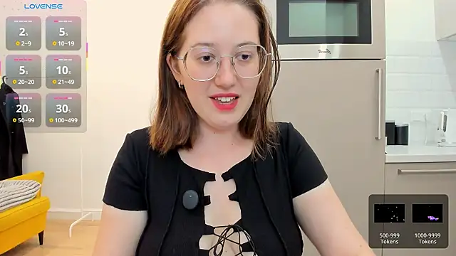 Charmy Gracy online show from June 2026 02:48:02 PM