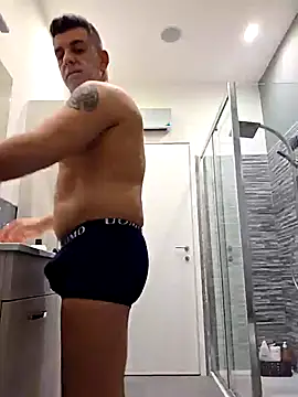 Snapshot of kekko-1982 chatting on February 2025 02:04:02 PM kekko-1982 online show from February 2025 02:04:02 PM