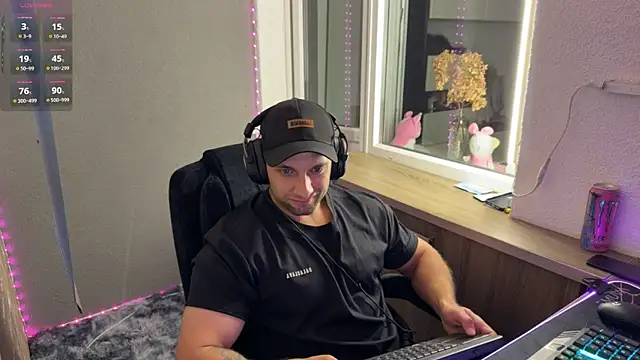 michaelbradleu online show from July 2026 07:49:02 PM