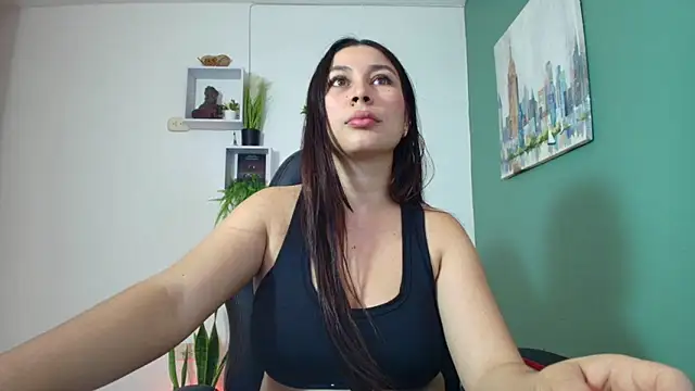 Snapshot of bella_99_ chatting on February 2025 03:36:02 PM bella 99 online show from February 2025 03:36:02 PM