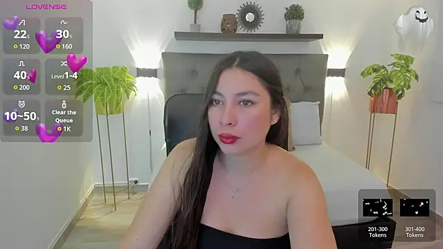 Snapshot of bella_99_ chatting on March 2026 12:11:01 PM bella 99 online show from March 2026 12:11:01 PM