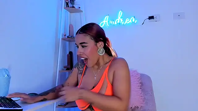 Snapshot of andrea_lopezz_ chatting on February 2025 05:31:01 AM andrea lopezz online show from February 2025 05:31:01 AM