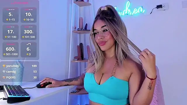 Snapshot of andrea_lopezz_ chatting on February 2025 03:40:01 AM andrea lopezz online show from February 2025 03:40:01 AM