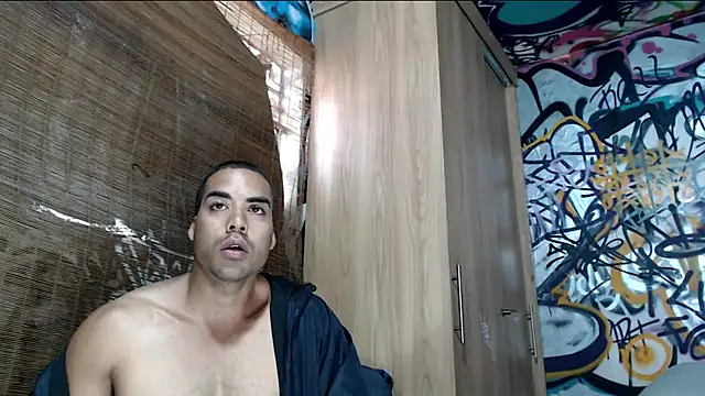 Snapshot of Justin_Frank chatting on October 2025 02:48:02 PM Justin Frank online show from October 2025 02:48:02 PM