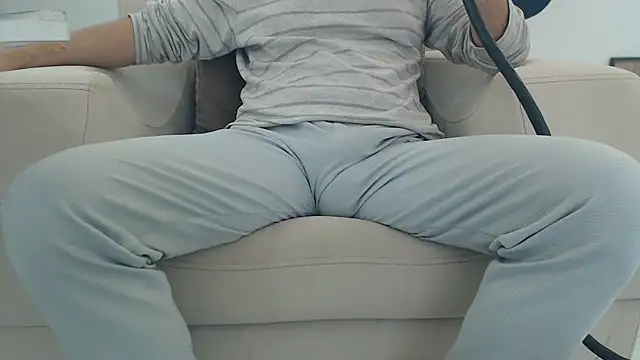 masterxmonster online show from December 2025 10:52:02 AM