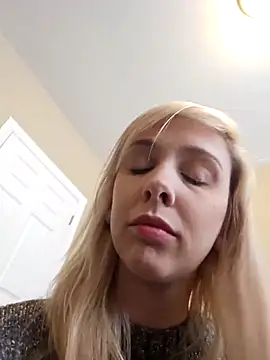 AmethystFoxx online show from January 2026 06:11:02 PM