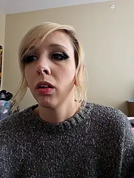 AmethystFoxx online show from May 2026 09:31:01 PM