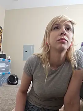AmethystFoxx online show from June 2026 06:57:01 PM