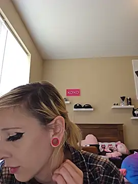 AmethystFoxx online show from June 2026 05:38:02 PM