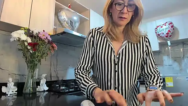 Snapshot of ashleymilf_1 chatting on February 2025 06:24:02 PM ashleymilf 1 online show from February 2025 06:24:02 PM