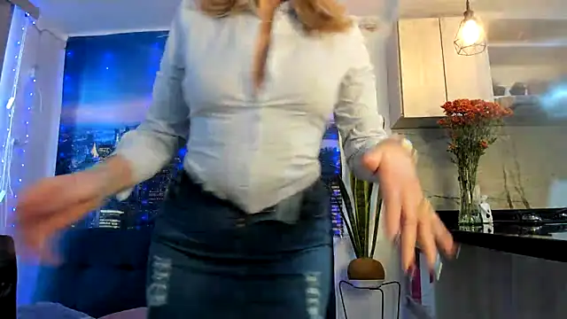 Snapshot of ashleymilf_1 chatting on March 2025 02:10:02 PM ashleymilf 1 online show from March 2025 02:10:02 PM