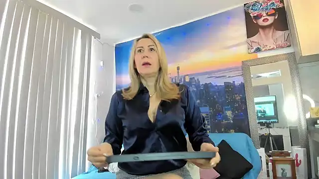 Snapshot of ashleymilf_1 chatting on September 2025 04:51:01 PM ashleymilf 1 online show from September 2025 04:51:01 PM