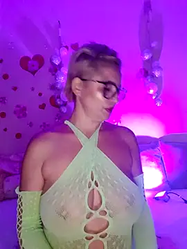 BellaBellaHot online show from September 2025 03:38:02 PM