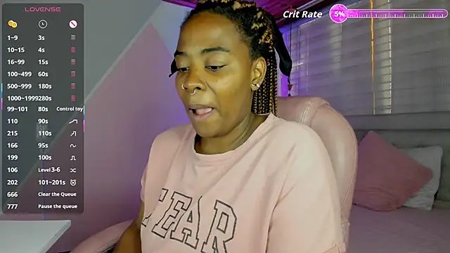 Snapshot of aleja17_xxx chatting on October 2025 07:36:02 PM aleja17 xxx online show from October 2025 07:36:02 PM