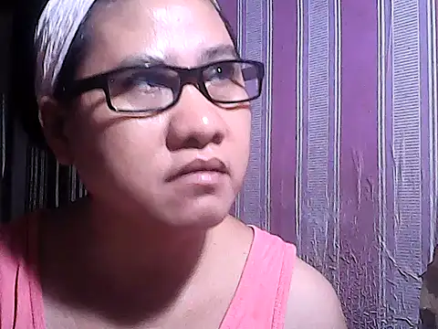 sweetsosie18 online show from October 2025 04:02:01 PM