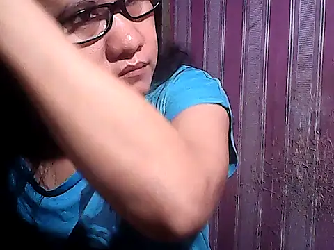 sweetsosie18 online show from October 2025 08:07:02 PM