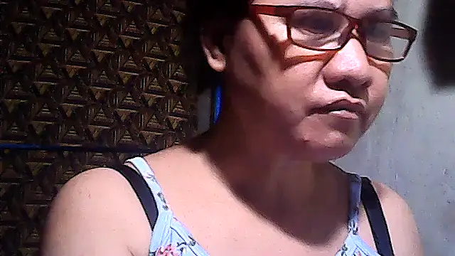 sweetsosie18 online show from April 2026 08:02:01 PM