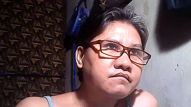 sweetsosie18 online show from April 2026 06:31:02 PM