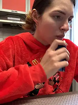 Snapshot of SeducingYoghourt chatting on February 2025 01:27:01 PM SeducingYoghourt online show from February 2025 01:27:01 PM