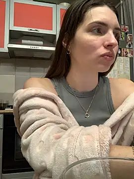 Snapshot of SeducingYoghourt chatting on February 2025 04:00:02 PM SeducingYoghourt online show from February 2025 04:00:02 PM