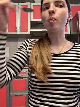 Snapshot of SeducingYoghourt chatting on March 2025 11:17:02 AM SeducingYoghourt online show from March 2025 11:17:02 AM