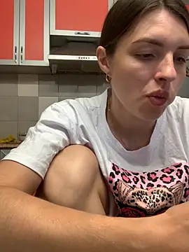 Snapshot of SeducingYoghourt chatting on September 2025 03:38:02 PM SeducingYoghourt online show from September 2025 03:38:02 PM