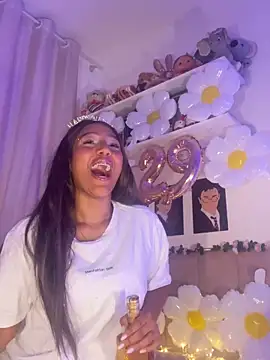 Kaiisa  online show from December 2025 10:16:02 PM