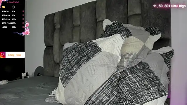 emily fox1 online show from June 2026 10:31:01 AM