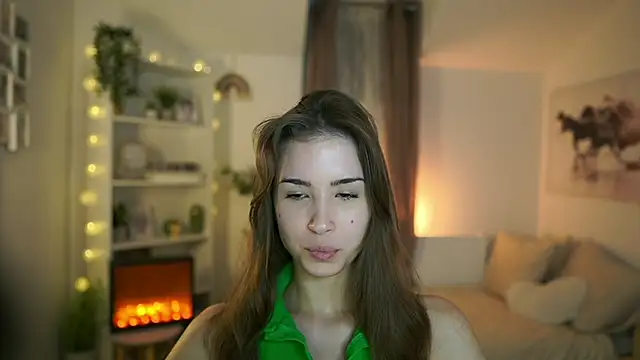 Snapshot of Abella_Danger_X chatting on December 2024 12:16:02 PM Abella Danger X online show from December 2024 12:16:02 PM