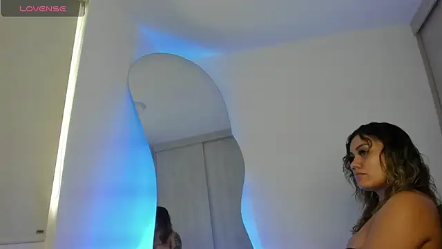 Snapshot of SussiVega chatting on October 2025 10:10:01 PM SussiVega online show from October 2025 10:10:01 PM