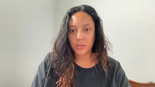 dreamyriri online show from June 2026 03:00:02 PM