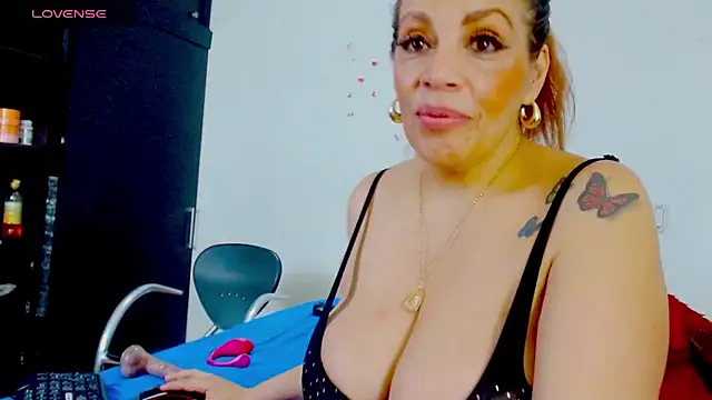 Snapshot of mussa_hott chatting on February 2025 12:14:01 AM mussa hott online show from February 2025 12:14:01 AM