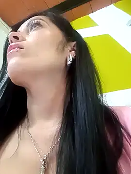 Snapshot of Tania_mature chatting on January 2025 07:06:02 PM Tania mature online show from January 2025 07:06:02 PM