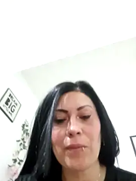 Tania mature online show from April 2026 03:51:02 PM