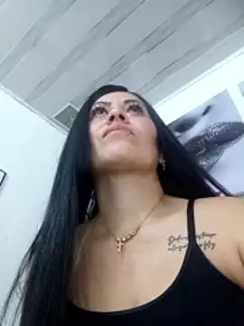 Tania mature online show from June 2026 05:37:02 PM
