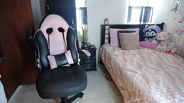 violeta campbell online show from March 2026 06:35:02 PM