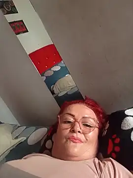 antonela ladiabla online show from February 2025 08:00:01 PM