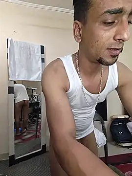 Snapshot of highguy chatting on June 2026 11:18:01 PM highguy online show from June 2026 11:18:01 PM