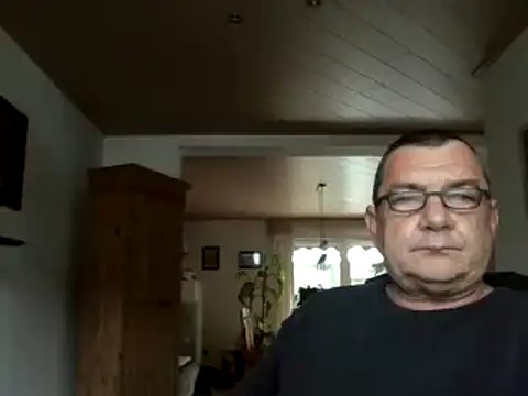 Nobbie444 online show from May 2026 12:22:02 PM